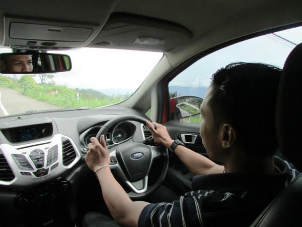 Omega Mobil Mencegah Wiper Mobil Getas Sebelum Waktunya