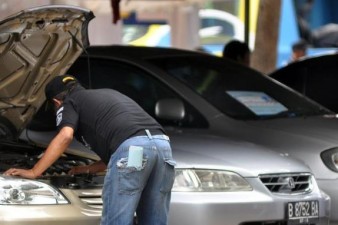 Omega Mobil 5 Cara Beli Mobil Bekas Biar Tak Kena Tipu 