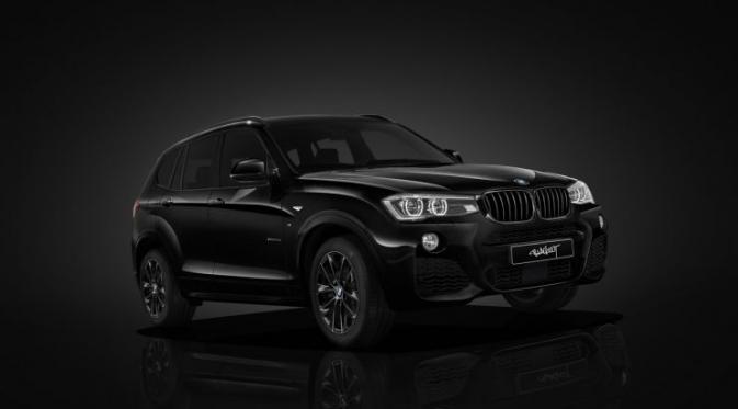 Omega Mobil BMW X3 Tampil Serba Hitam 