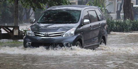 Omega Mobil Jangan Langsung Melaju Setelah Melewati Banjir 