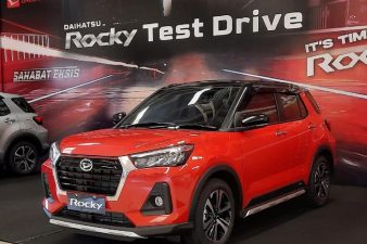 Omega Mobil Kapan Daihatsu Rocky 1.200cc Dirilis? 