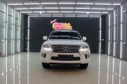 Omega Mobil LEXUS LX570 FACELIFT V8 AT  (KM 64.918) 