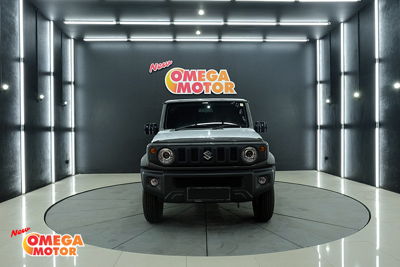 Omega Mobil S. JIMNY 1.5 AT (KM 20) 