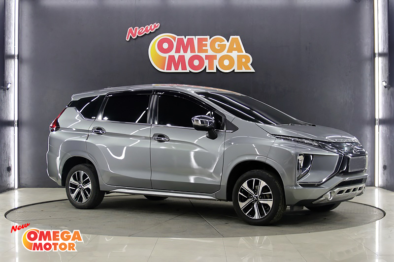 Omega Mobil MITS. XPANDER ULTIMATE 1.5 AT (KM 75.782) 