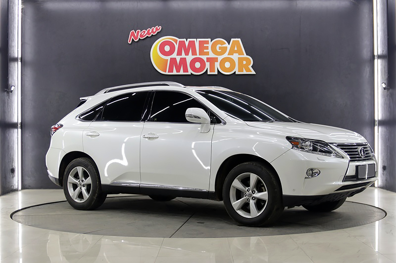 Omega Mobil T. LEXUS RX270 STD AT (KM 69.517) 