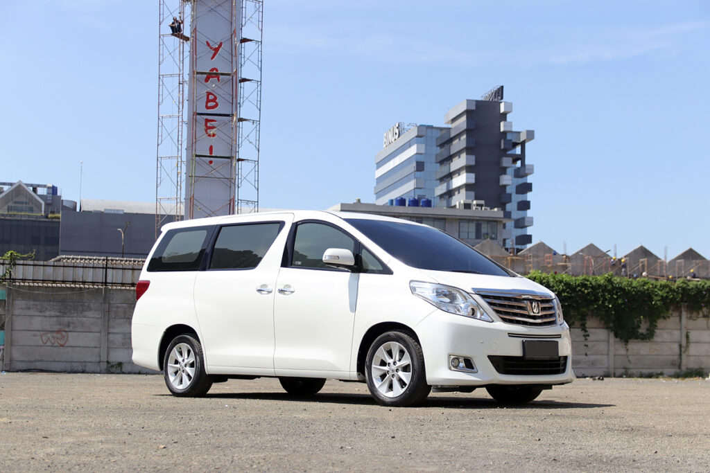 Omega Mobil T. ALPHARD 2.4 G AT (KM 64.220) 