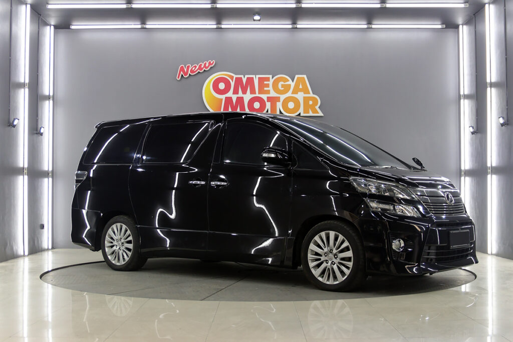 Omega Mobil T. VELLFIRE 2.4 AT (KM 55.000) 