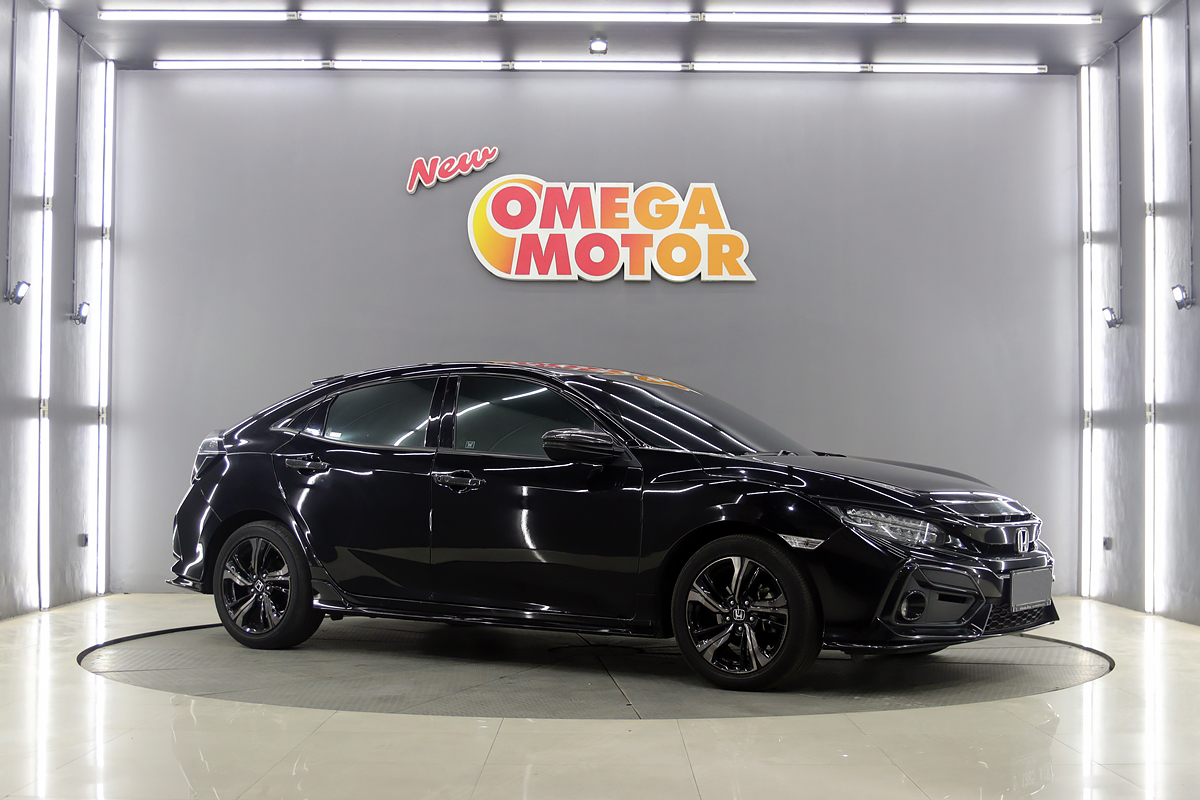Omega Mobil H. CIVIC 1.5 TC E AT (KM 31.631) 