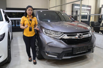 Omega Mobil CRV 1.5 TC PRESTIGE AT (KM 36.000) 2019 JUAL MOBIL BEKAS 