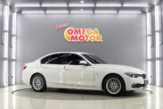 Omega Mobil BMW 320I LUXURY AT (KM 32.356) 