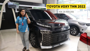 Omega Mobil [New Stok] JUAL / REVIEW TOYOTA VOXY NEW MODEL 2.0 AT (KM 28.364) 2022 