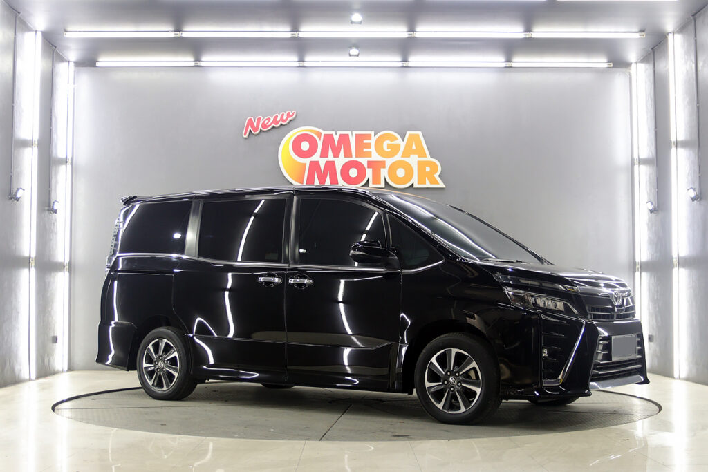 Omega Mobil T. VOXY 2.0 AT (KM 32.193) 