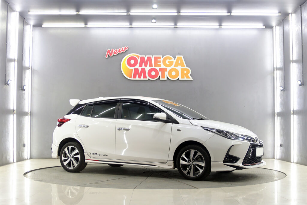 Omega Mobil T. YARIS 1.5 S TRD SPORTIVO AT (KM 30.431) 