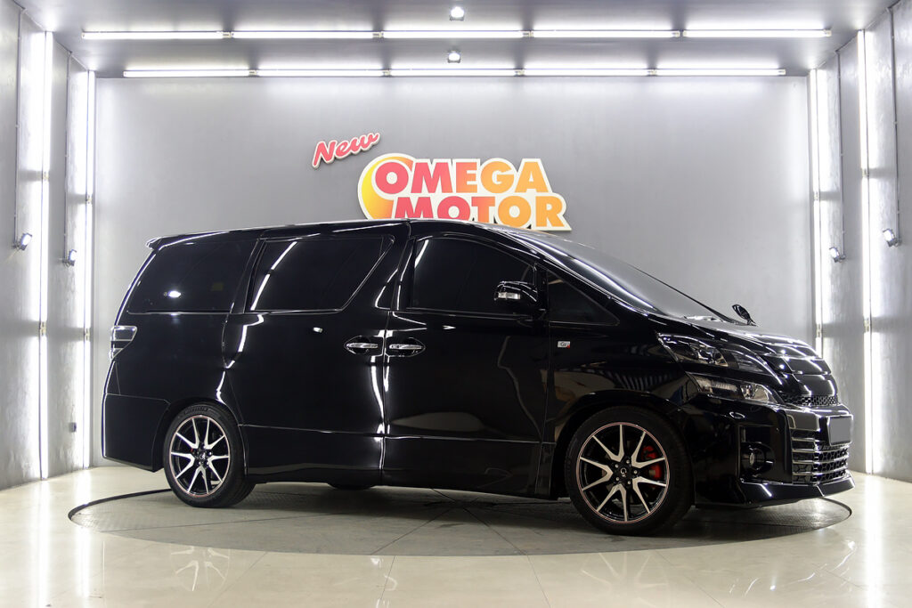 Omega Mobil T. VELLFIRE GS Z AUDIOLESS 2.4 AT (KM 44.600) 