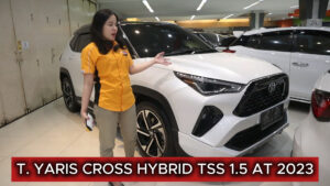 Omega Mobil #TOYOTA YARIS CROSS HYBRID TSS 1.5 AT (KM 27.879) 2023 