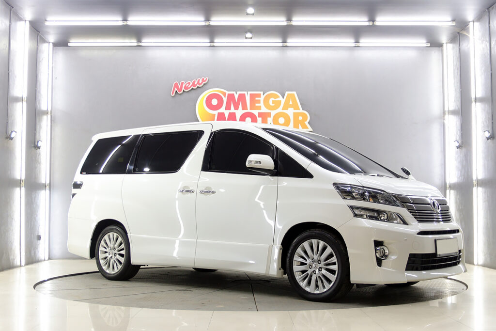 Omega Mobil T. VELLFIRE Z AUDIOLESS 2.4 AT (KM 49.900) 
