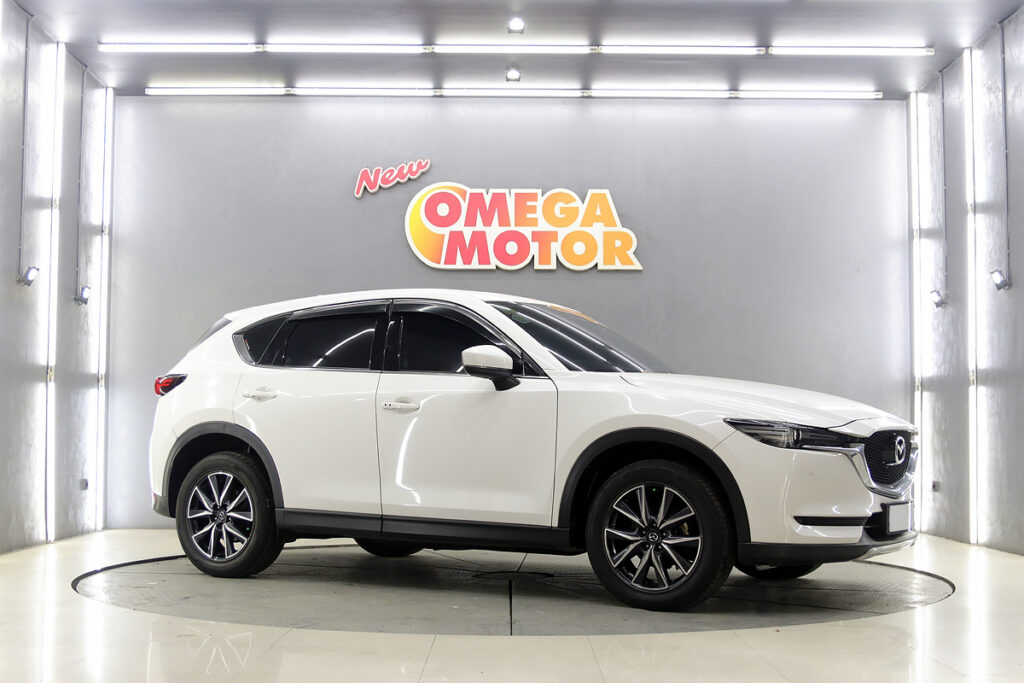 Omega Mobil MAZDA CX5 ELITE 2.5 AT (KM 50.970) 