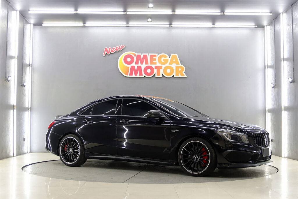 Omega Mobil MERCEDES BENZ CLA 45 AMG AT (KM 26.754)