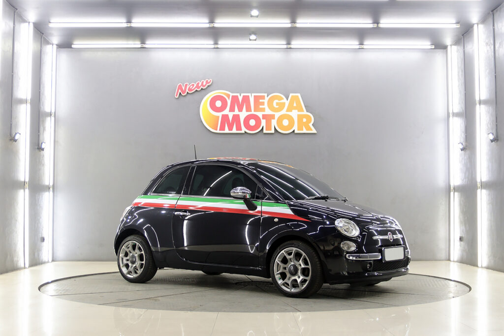 Omega Mobil FIAT 500 LOUNGE 1.4 AT (KM 23.652)