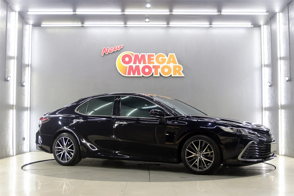 Omega Mobil T. CAMRY V 2.5 FACELIFT AT (KM 42.666)