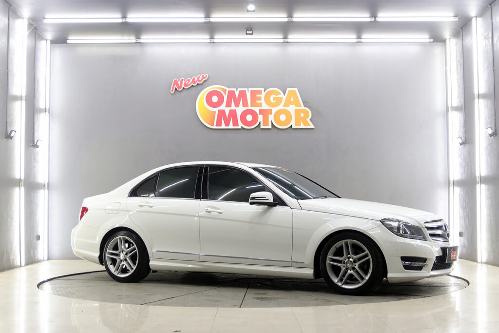 Omega Mobil MERCEDES BENZ C250 AMG AT (KM 68.753)